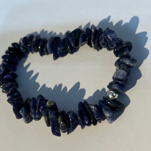 Lapis Gemstone Chips Beaded Stretch Bracelet w/ .925 silver crimp closure - Picture 2 of 2